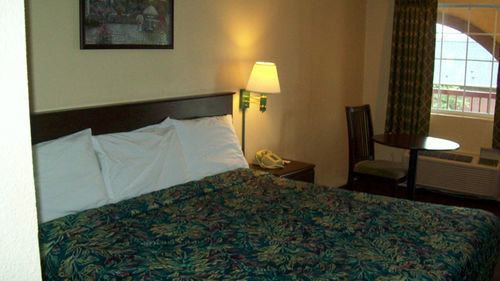 Hotel Oyo I-10