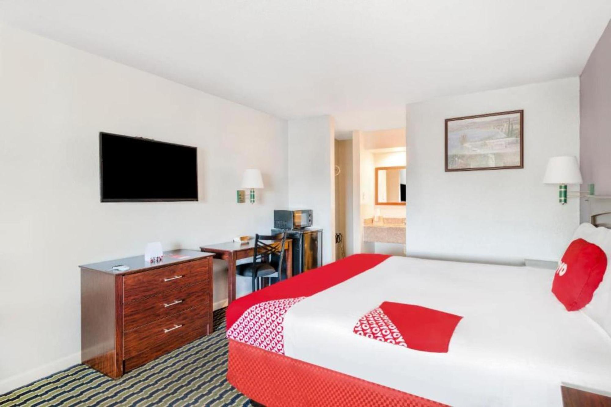 Hotel Oyo I-10