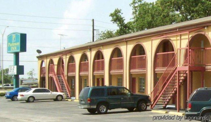 Oyo I-10 Hotel