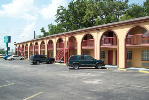 Oyo I-10 2*